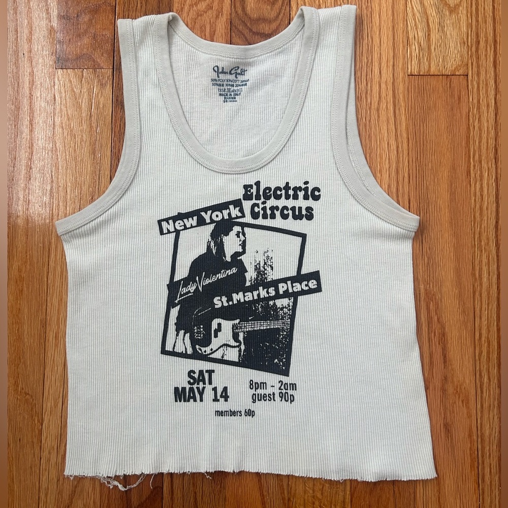 Brandy Melville Cream Graphic Tank Top